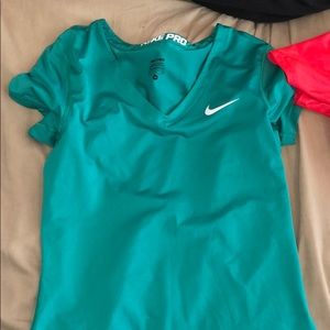 Nike Underamour Tops